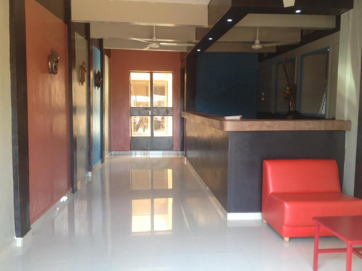 Hotel Kavana Ouagadougou Ngoại thất bức ảnh
